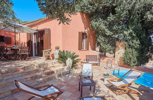 Buseto Palizzolo Villa | Small villa with swimming pool near Trapani