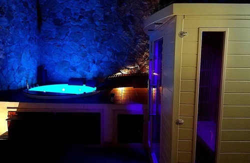 Rosolini House | SPA SUITE SICILIA - SUITE CON SPA PRIVATA JACUZZI - SAUNA - BAGNO TURCO