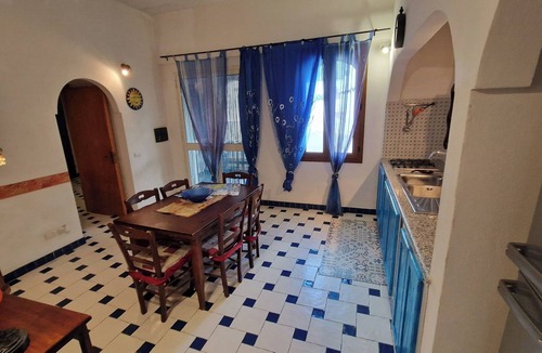 Kamma Apartment | Spacious, 2-bedroom, 2-bathroom mansion with pool Alba 9