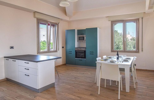 Lazzaro Apartment | Spacious apartment with plenty of space for the whole family and beautiful sea view.