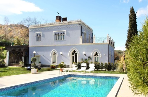 Francavilla di Sicilia House | Spacious holiday home with pool