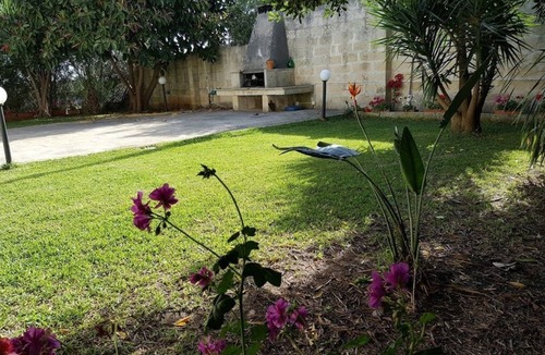 Carpignano Salentino Villa | Spacious Villa "Travellito" with Wi-Fi, Garden & Terrace