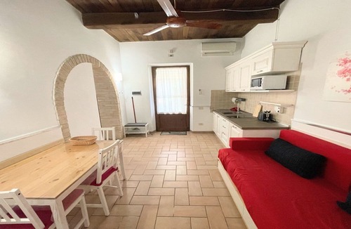 Limiti Villa | Spello By The Pool - Sleeps 11 - Large pool and amenities in Italy - air con !