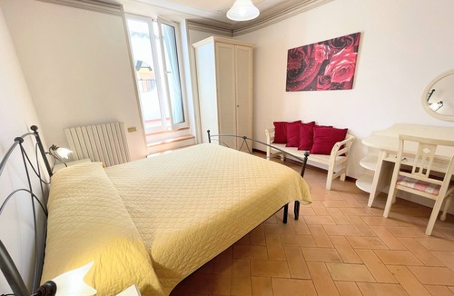 Spoleto Apartment | Spoleto trendy - Central apartment surrounded by shops - car not essential