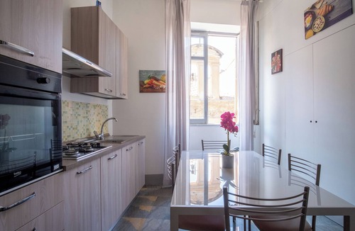 Centro Storico Apartment | Stanze con Servizi Condivisi o Intero Appartamento nel Centro Storico di Palermo