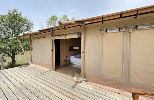Scansano RV Rental | Stardust Lodge - Luxury Suite