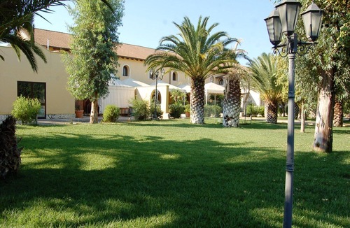 Santa Maria House | Stay Near Barletta Coast