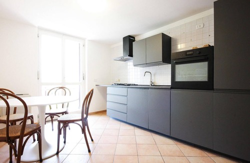 Nocera Superiore Apartment | Stunning apartment in Nocera Superiore with WiFi