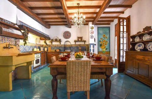 Trappeto Apartment | Stunning apartment in Trappeto with WiFi