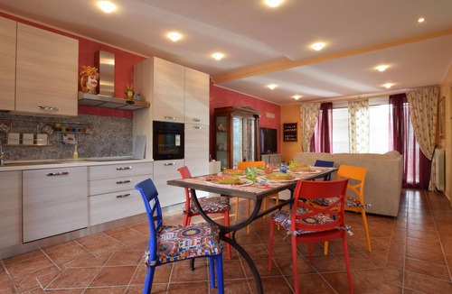 Casteldaccia Apartment | Stunning apartment in Casteldaccia with WiFi
