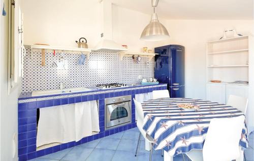 Punta Braccetto Apartment | Stunning Apartment In Punta Braccetto Rg