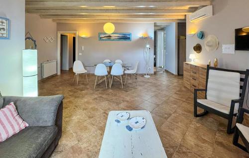 Torre Colonna-sperone House | Stunning Home In Altavilla Milicia