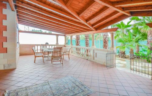 Vittoria House | Stunning Home In Vittoria