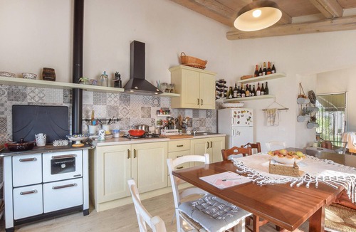 Chiaramonte Gulfi House | Stunning home in Chiaramonte Gulfi