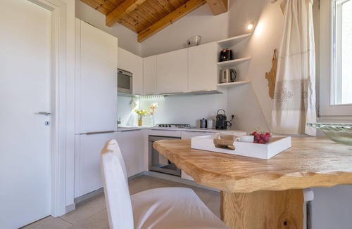 Santa Reparata House | Stunning private villa for 6 people with private pool, WIFI, A/C, TV and terrace