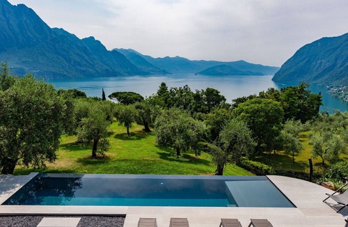 Riva di Solto Villa | Stunning private villa for 10 guests with private pool, WIFI, hot tub, TV and patio