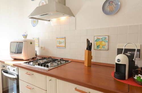 Floridia Villa | Stunning private villa for 8 guests with private pool, WIFI, A/C, TV, patio and pets allowed
