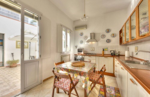 Floridia Villa | Stunning private villa for 8 guests with private pool, WIFI, A/C, TV, patio and pets allowed