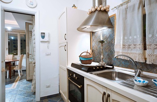 Fontane Bianche Villa | Stunning private villa for 14 people with WIFI, private pool, A/C and terrace