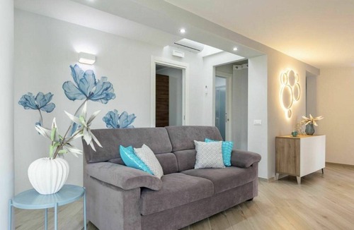 Partinico Villa | Stunning private villa for 8 people with private pool, WIFI, A/C, TV and parking