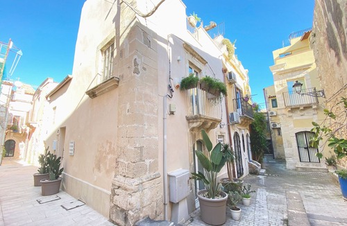 Ortigia House | Suite23 Ortigia 19089017C204243