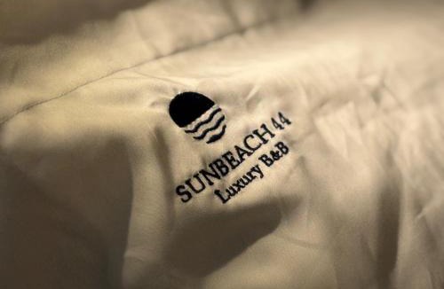 Porto Salvo Bed & Breakfast | SunBeach 44 - Luxury B&B