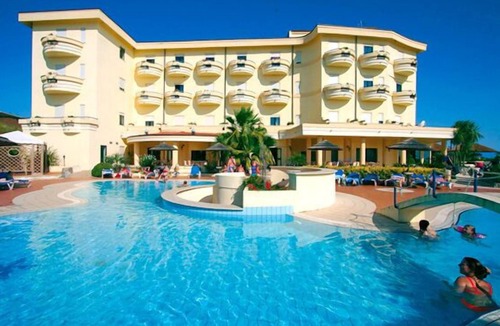 Ricadi Hotel | Sunshine Hotel & Spa