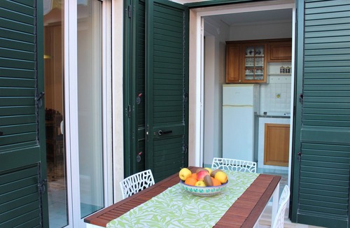 Marina di Ragusa Apartment | Talè Talè Apartment just 90m from the sandy beach