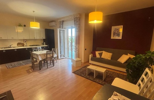 Crotone Apartment | Tari Home Holiday House for Family Near the Sea