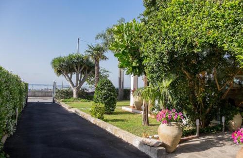 Syracuse Villa | Temenos Villa by Ortigiaapartments