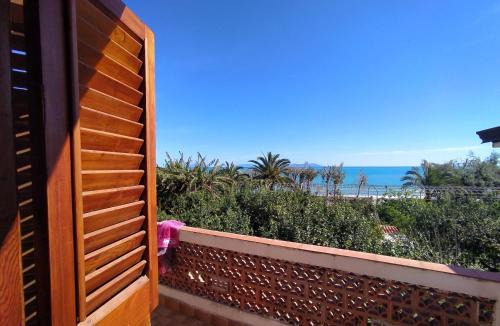 Capo d'Orlando Hotel | Testa di Monaco - Basic Beach Accommodations
