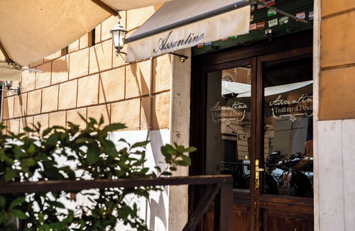 Testaccio Condo | Testaccio Boutique Apartment, a design 2-bedroom 2-bathroom flat for 4 people