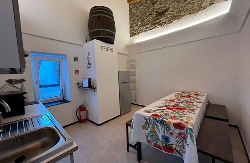 Calice Ligure Apartment | The Fox Mansion
