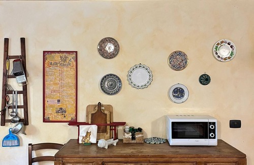 Bisacquino House | The historic Sicilian farmhouse nestled amid 7 hectares of organic olive groves