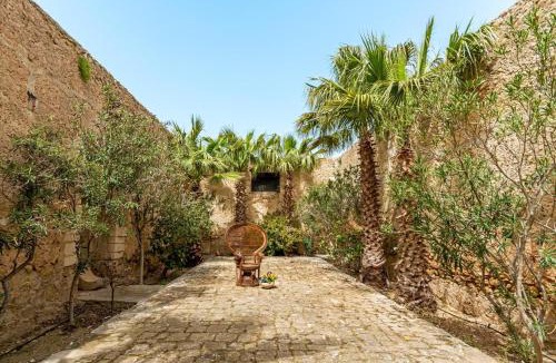 Vittoria House | The Holiday And Art Seahorse House