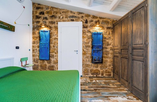 Piazza Armerina Bed & Breakfast | The Oak and the Donkey.
