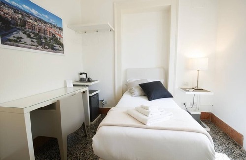 Messina House | The Rooms of Piazza Cairoli, Standard single room
