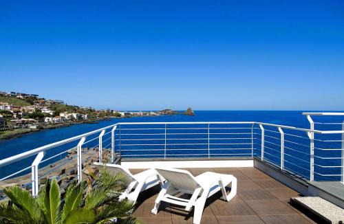 Aci Castello House | The sea you can feel