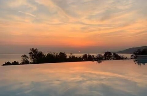 Cefalu Villa | The swimming villa with pool