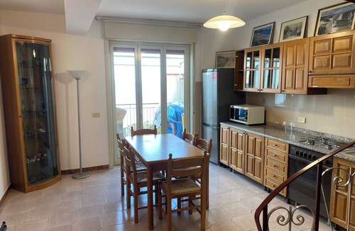 Ali Terme Apartment | The window to the sea of Alí terme. Beachfront apartment