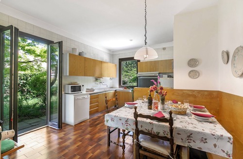 Buguggiate Villa | Three Lakes Villa Varese - Garden and Parking, Buguggiate, Italy