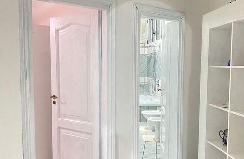 Lacco Ameno House | Tiffany Holiday Home 5 minutes walk from the beaches Is your Best Decision!
