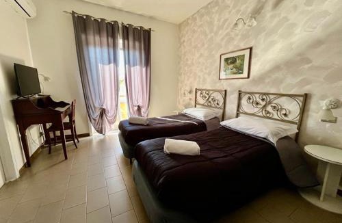 Carrubazza-Motta Hotel | Tk HOTEL