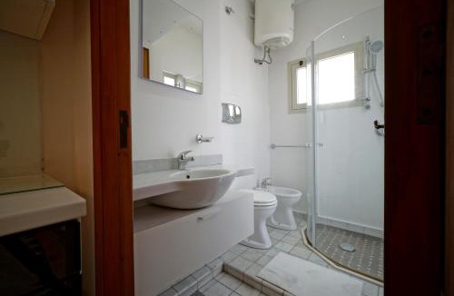 Borgo-Sanzio Apartment | Top Floor Aparthotel Bentivoglio 2