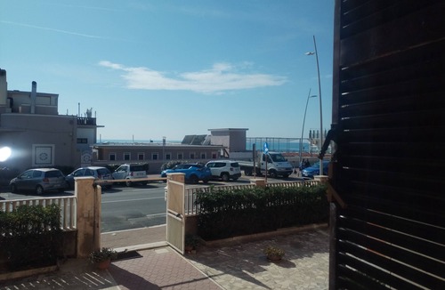 Quartiere XXXIII Lido di Ostia Ponente Apartment | Toscanelli Room apartment by the sea