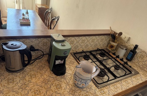 Tropea Apartment | Touch palace/air-conditioned vacation home in 1600s noble palace