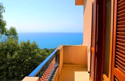 Coccorino Apartment | Tower apartment in Joppolo