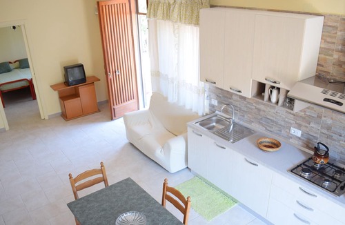 Vaccarizzo Apartment | Traditional Vaccarizzo residence