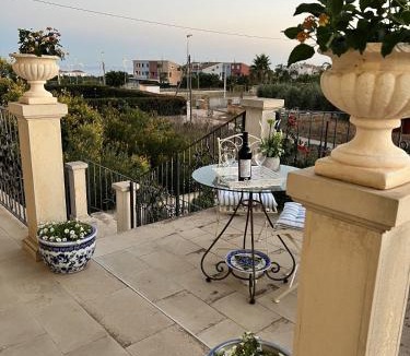 Marina di Ragusa House | TRAVELLIVING - Sicilian Villa Carnemolla