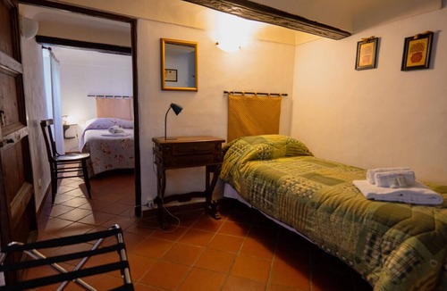 Nicosia House | Tripla con Bagno in Camera